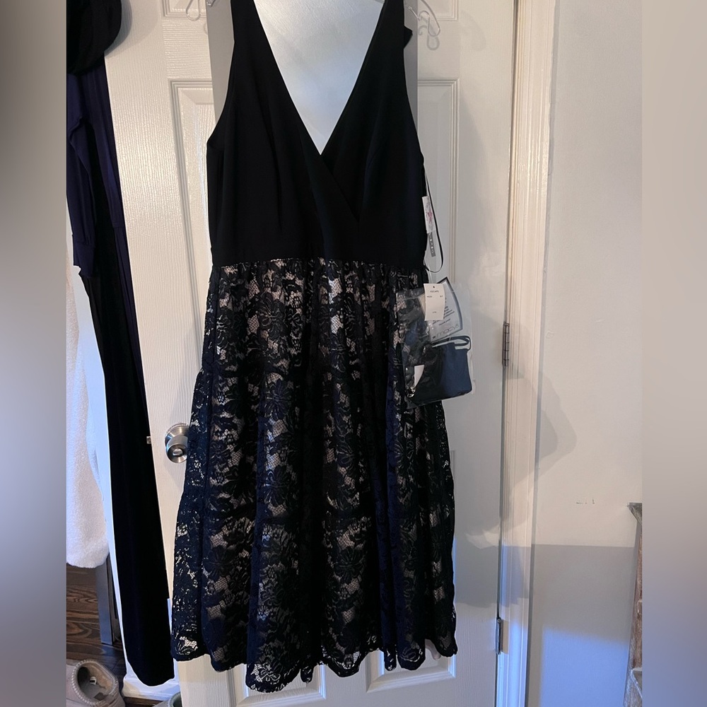 Escape black lace dress - 12 NWT